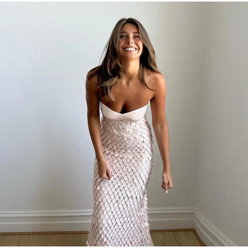 Verão lantejoulas oco para fora vestido longo feminino sexy em torno do pescoço sem mangas fino ajuste feminino vestidos hip pacote senhora beachwear 2025