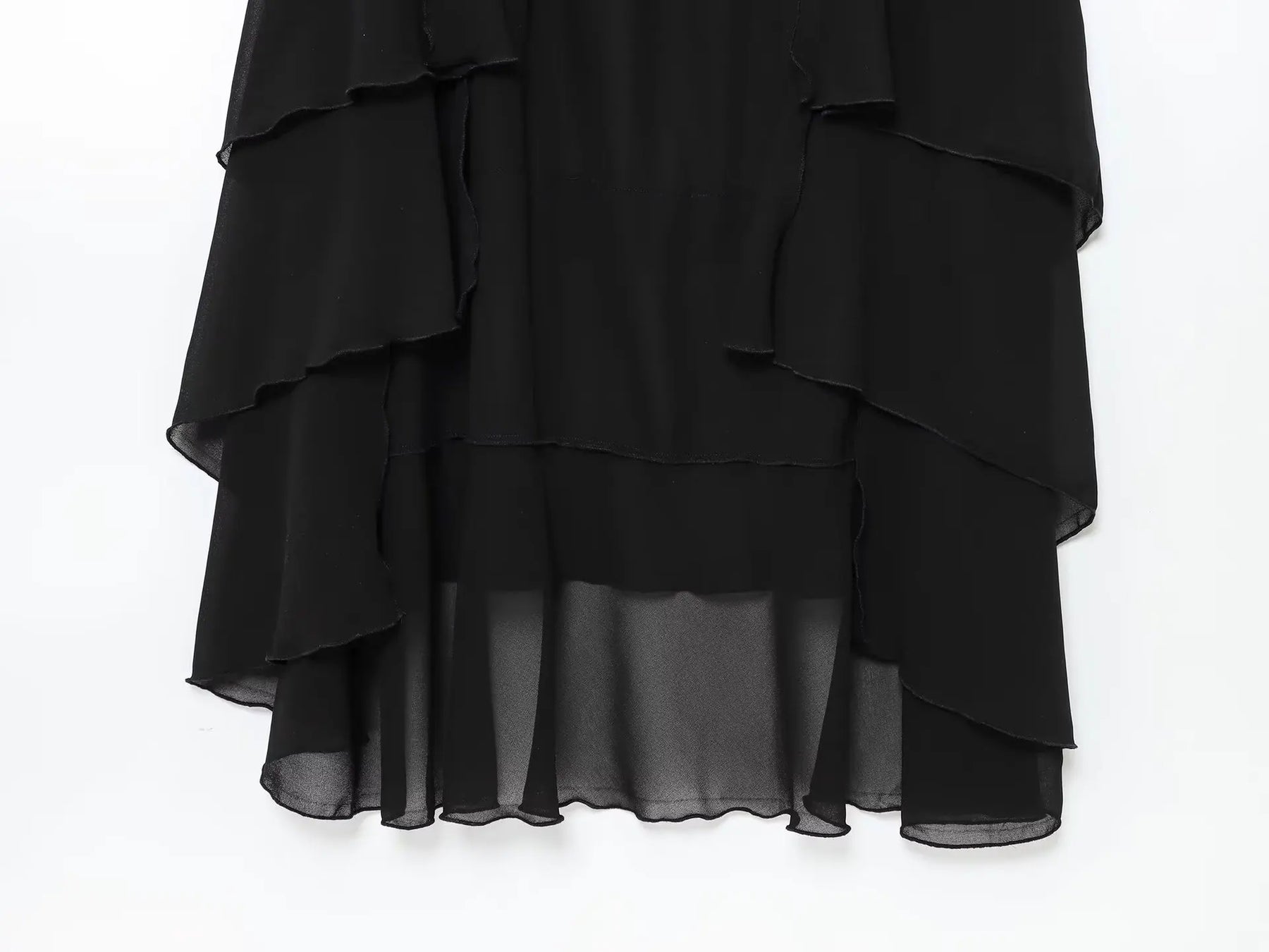 Roupas femininas 2025 verão novo produto estilo doce e picante em camadas decoração halter pescoço colarinho irregular vestido longo