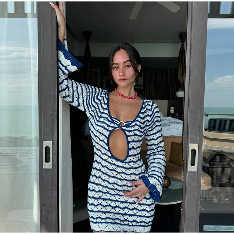 Sexy listrado oco para fora vestido curto feminino vestido de praia malha manga longa alargamento vestidos 2025 primavera verão senhora férias mar cobre